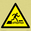 w068-warning-falling-into-water-when-stepping-on-or-off-a-floating-surface~